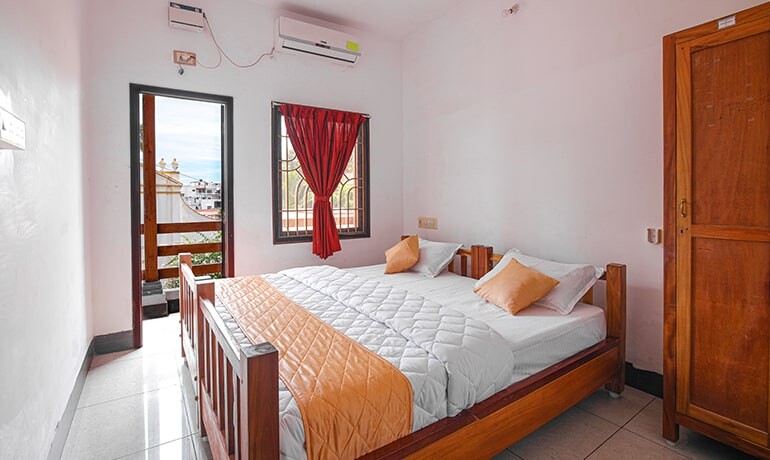 2BHK-Deluxe King Suite With Balcony