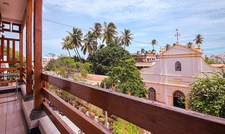 2BHK-Deluxe King Suite With Balcony