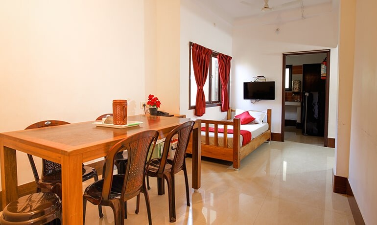 2BHK- Deluxe Suite Twin Bed