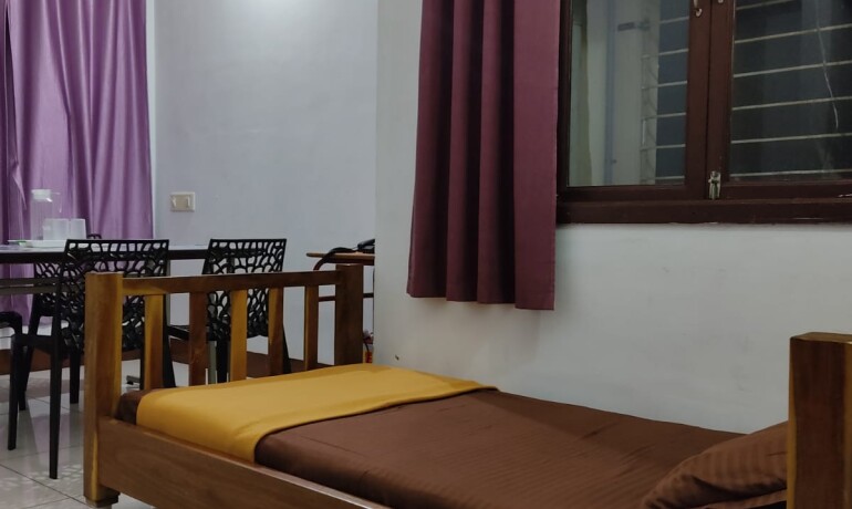 2BHK Deluxe King Suite Without Balcony